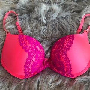 Victoria’s Secret Push-up Bra